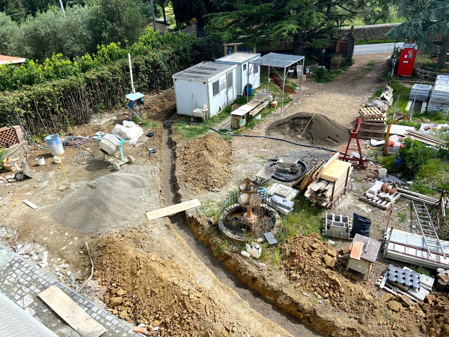 Il giardino durante i lavori